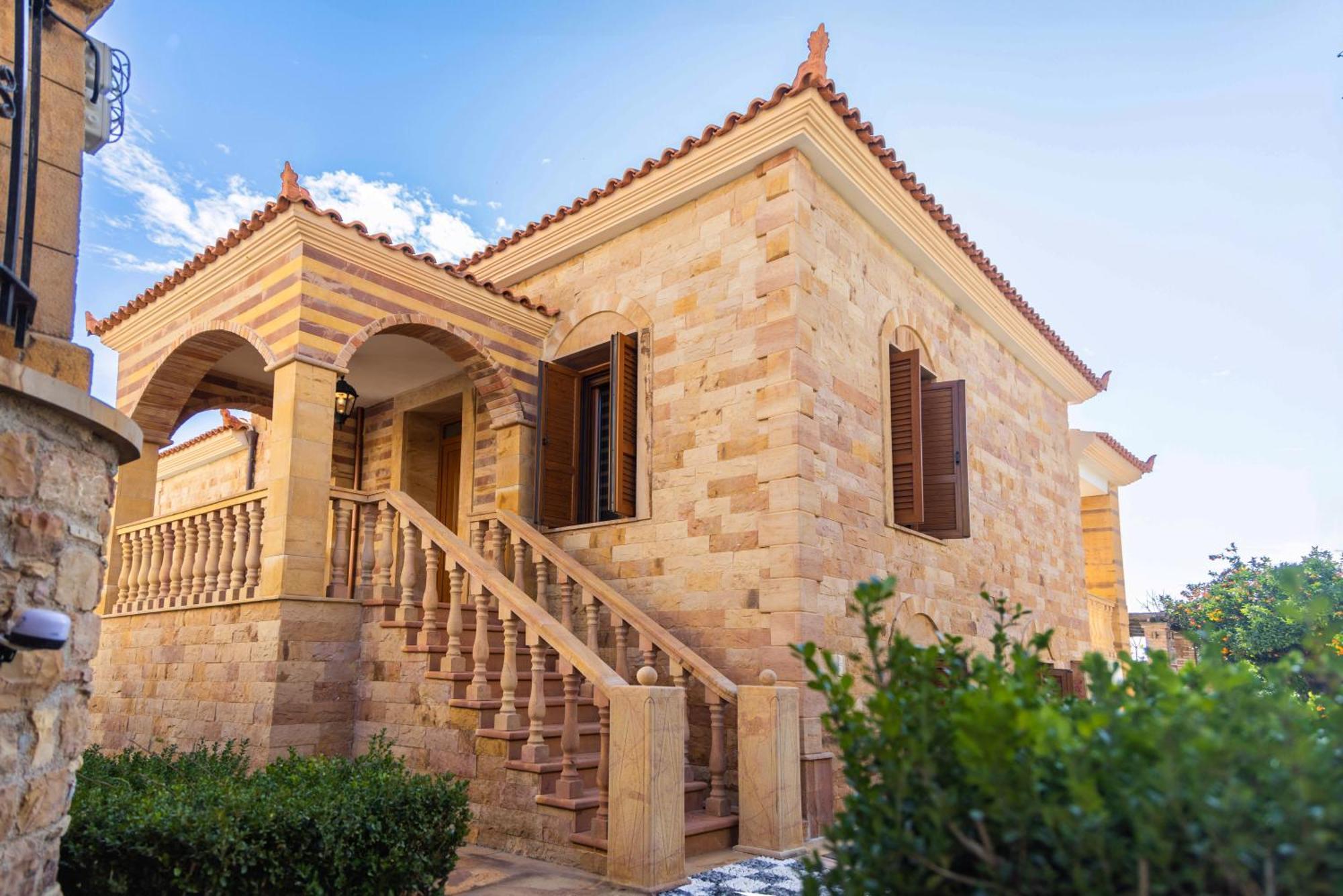 Archontiko Frideriki Luxury Apartments Chios Town Bagian luar foto