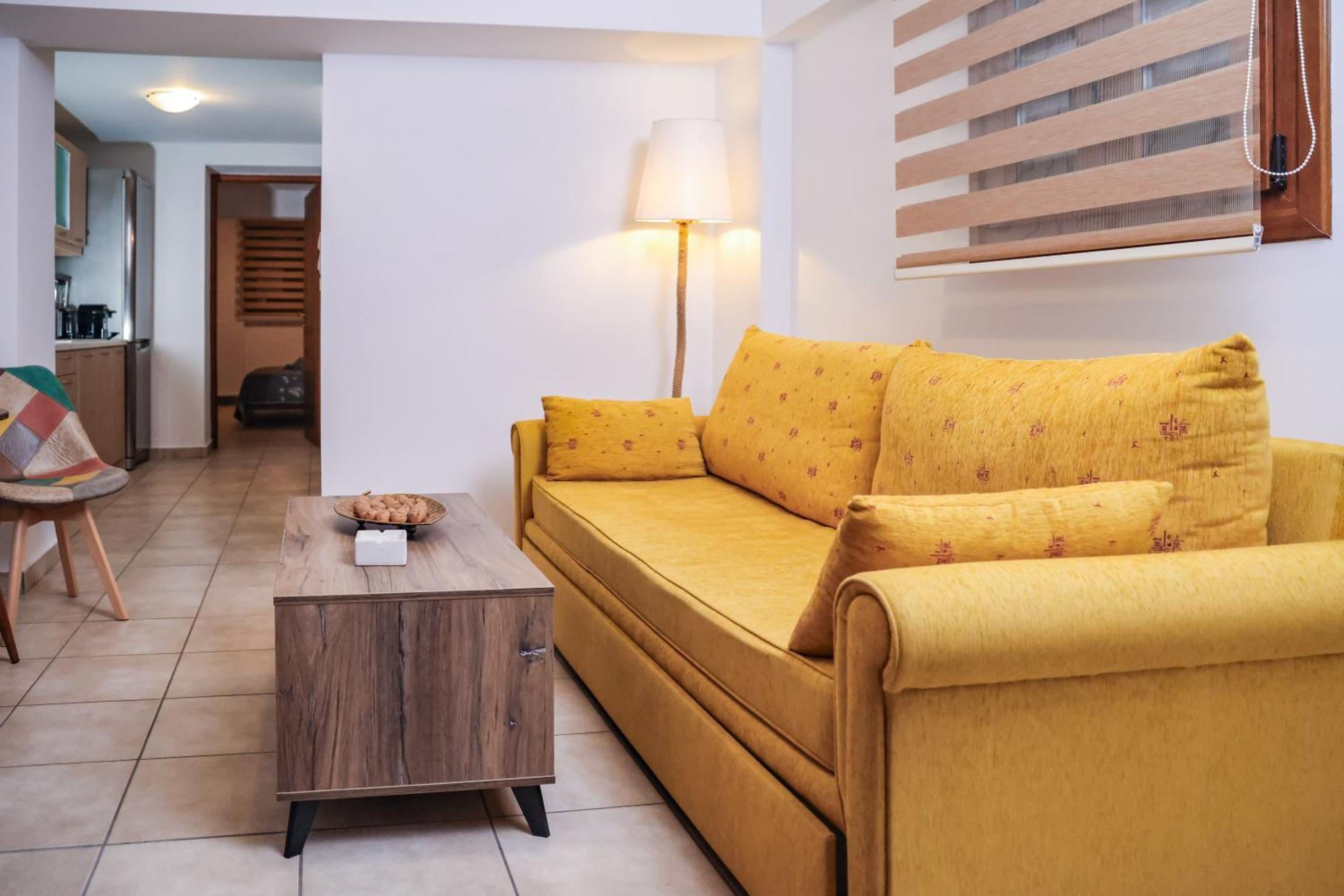 Archontiko Frideriki Luxury Apartments Chios Town Bagian luar foto