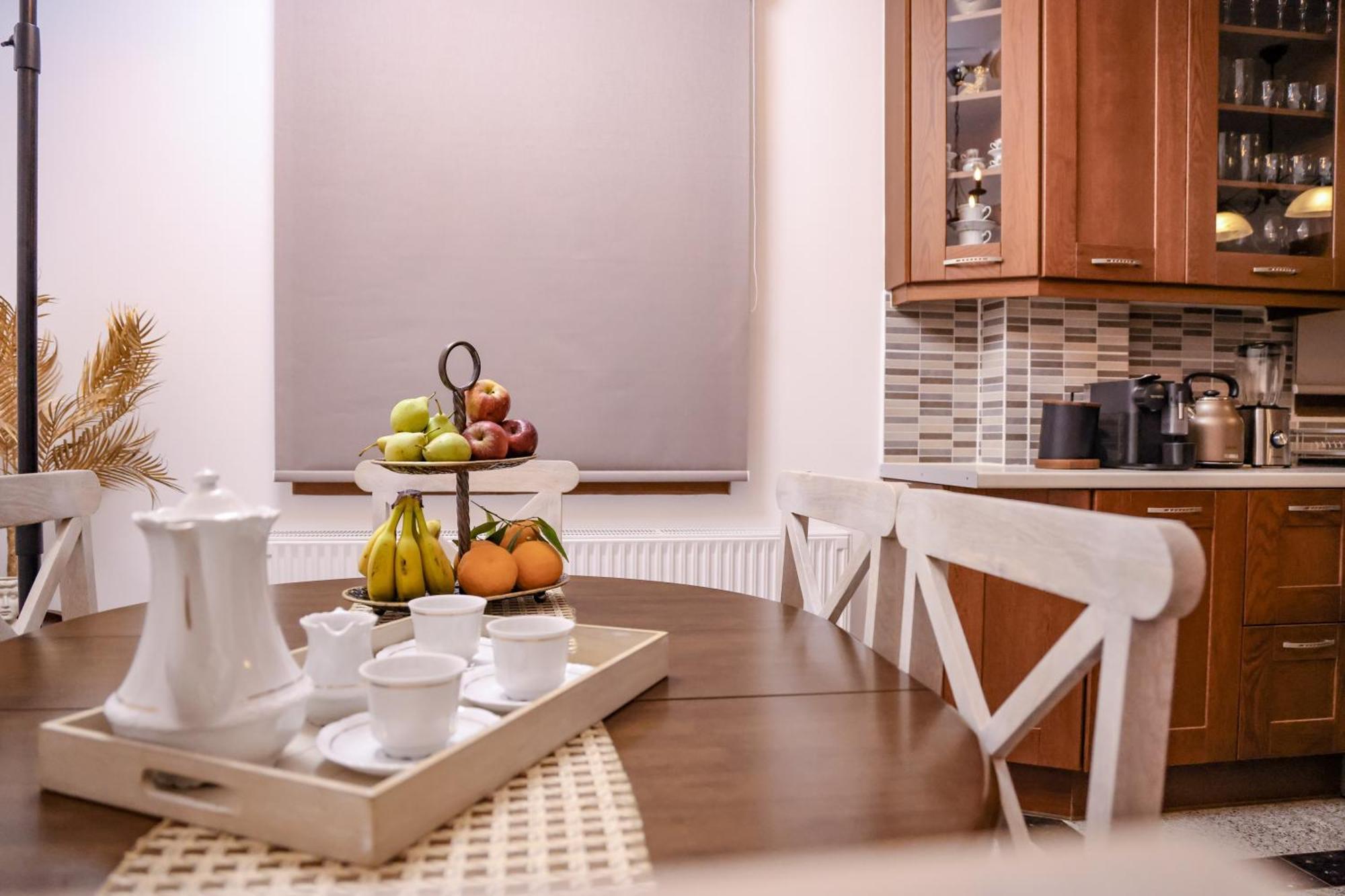 Archontiko Frideriki Luxury Apartments Chios Town Bagian luar foto