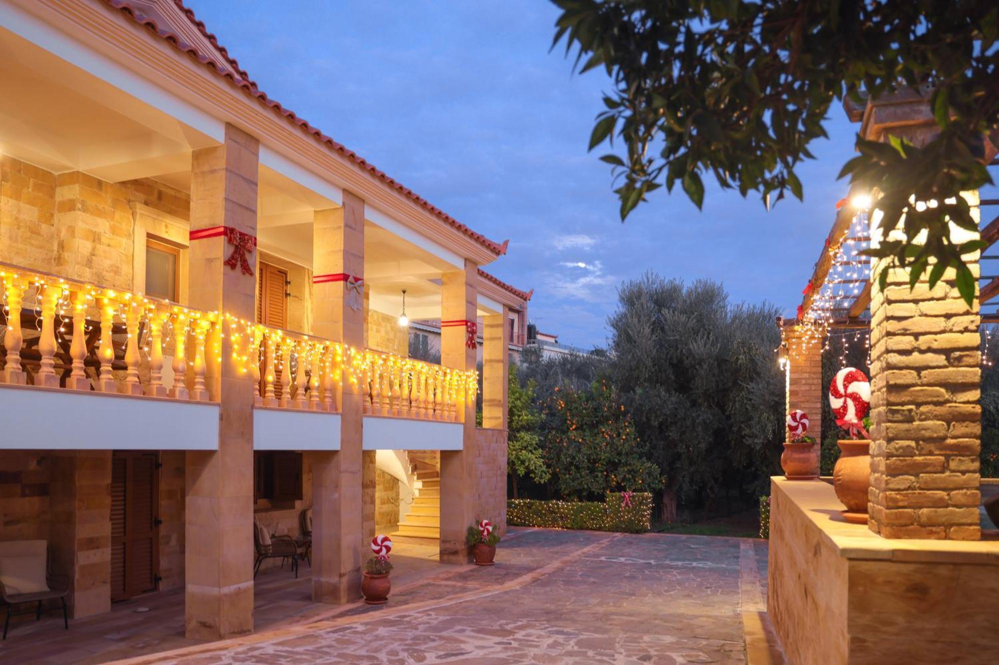 Archontiko Frideriki Luxury Apartments Chios Town Bagian luar foto